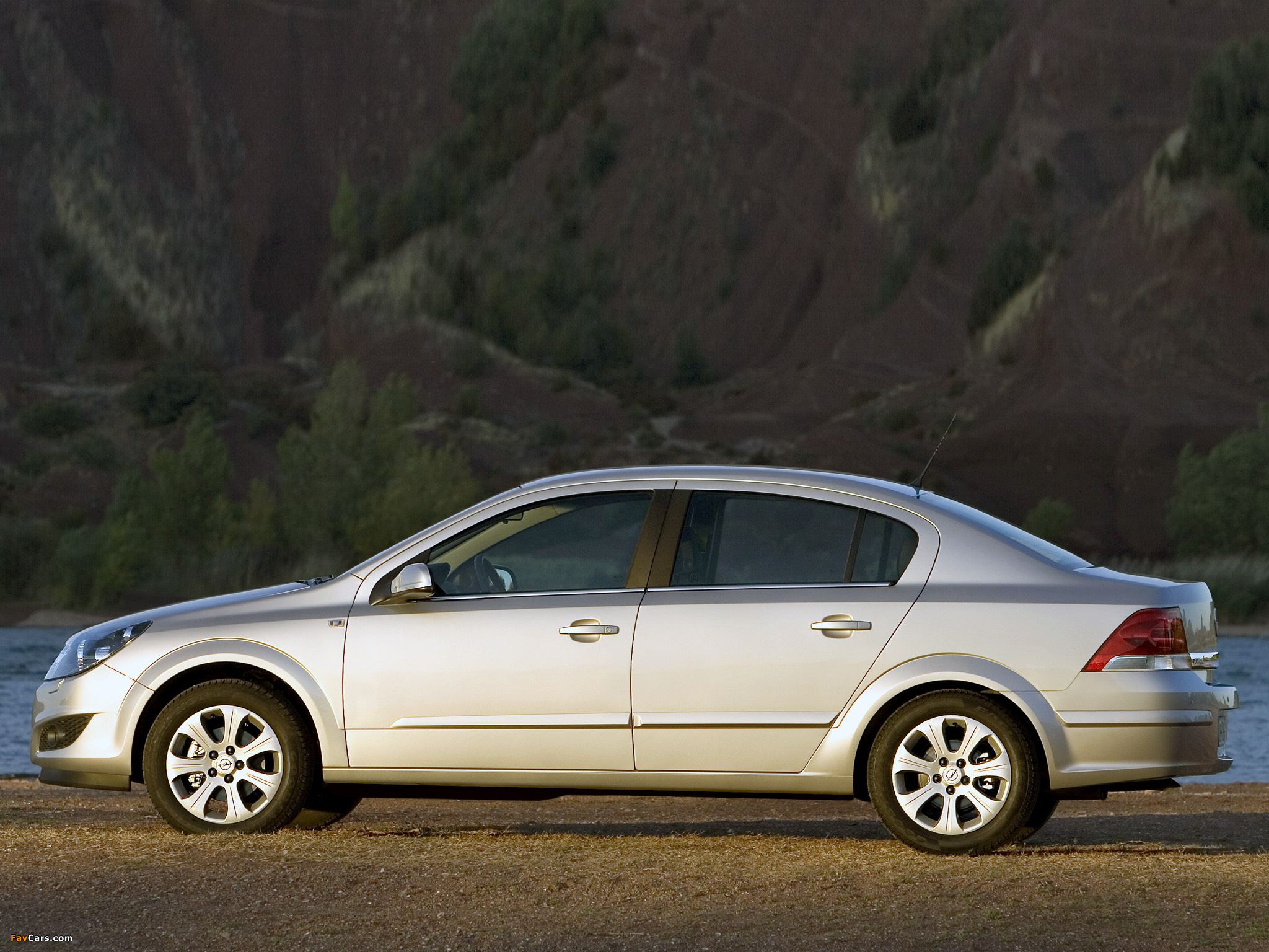 Opel Astra Sedan (H) 2007 images (2048 x 1536)
