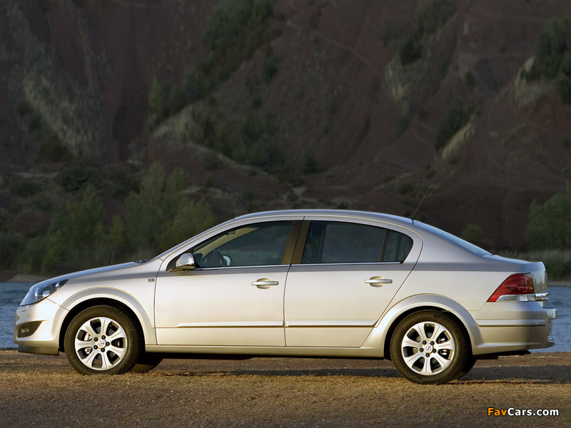 Opel Astra Sedan (H) 2007 images (800 x 600)