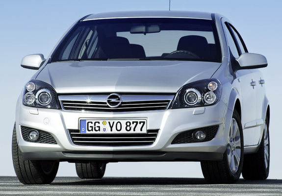 Opel Astra Sedan (H) 2007 photos