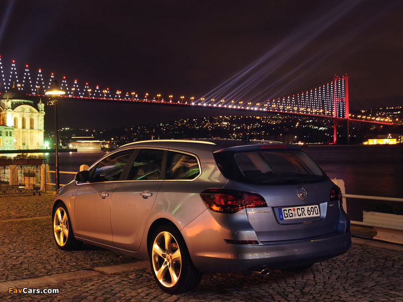 Opel Astra Sports Tourer (J) 2010–12 images (800 x 600)