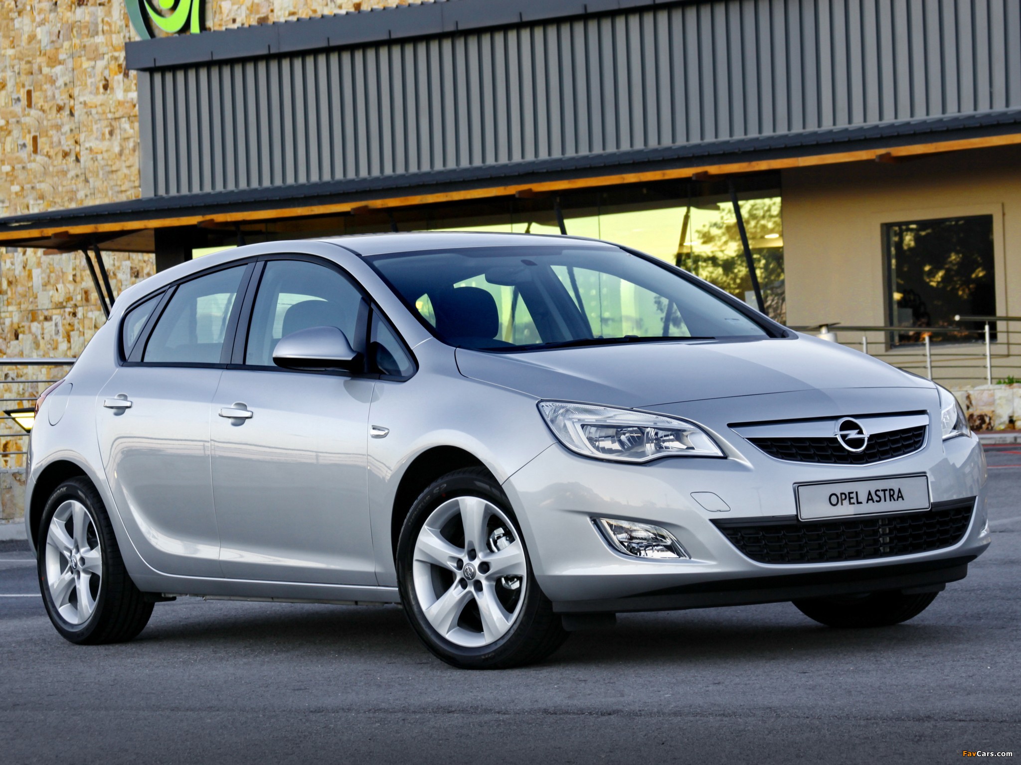 Opel Astra 5-door ZA-spec (J) 2010 pictures (2048 x 1536)