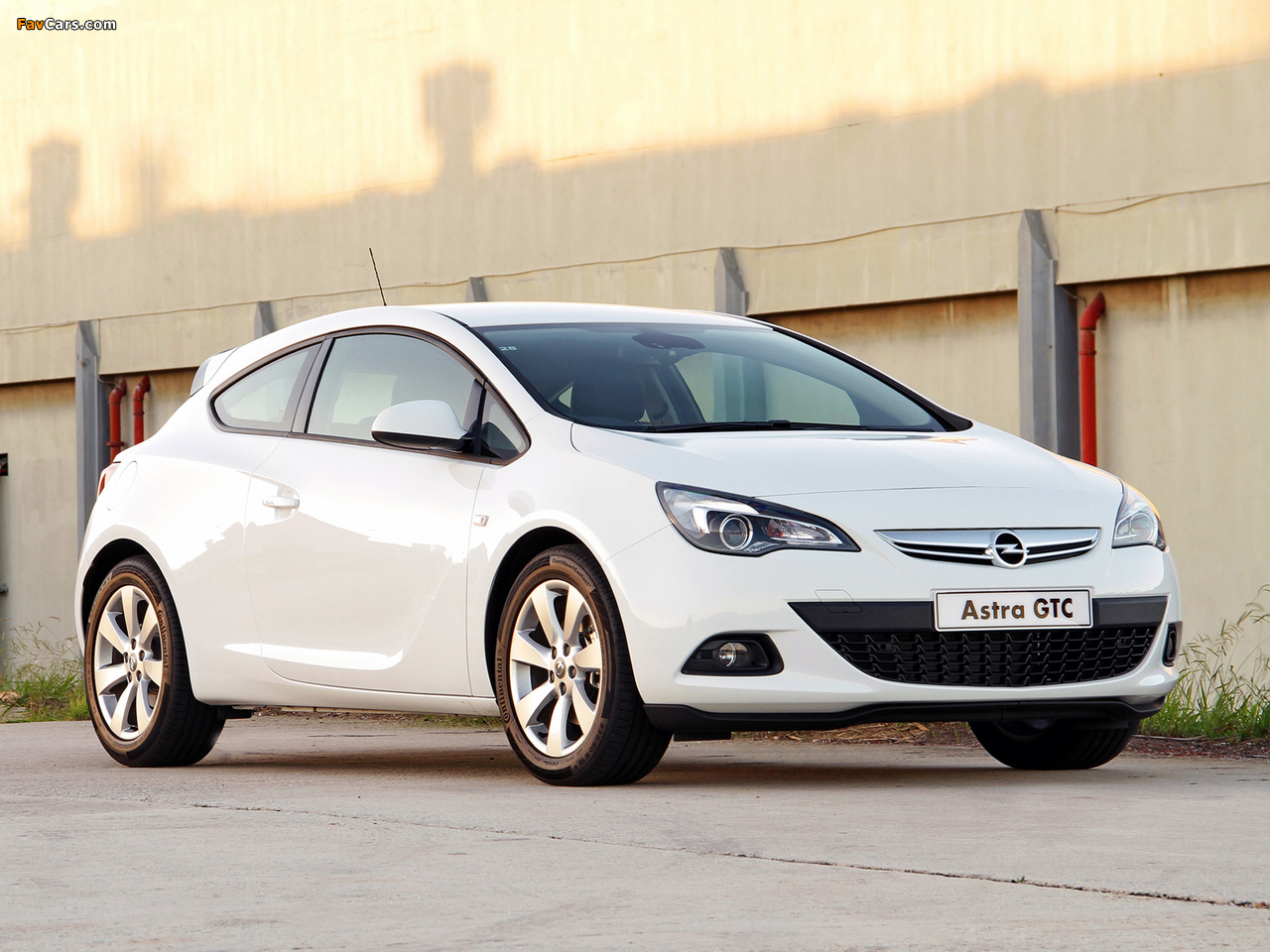 Opel Astra GTC ZA-spec (J) 2012 images (1280 x 960)