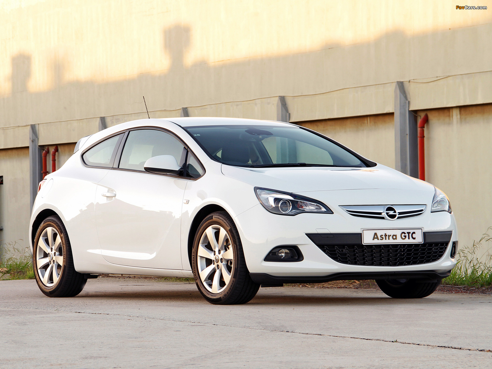 Opel Astra GTC ZA-spec (J) 2012 images (1600 x 1200)