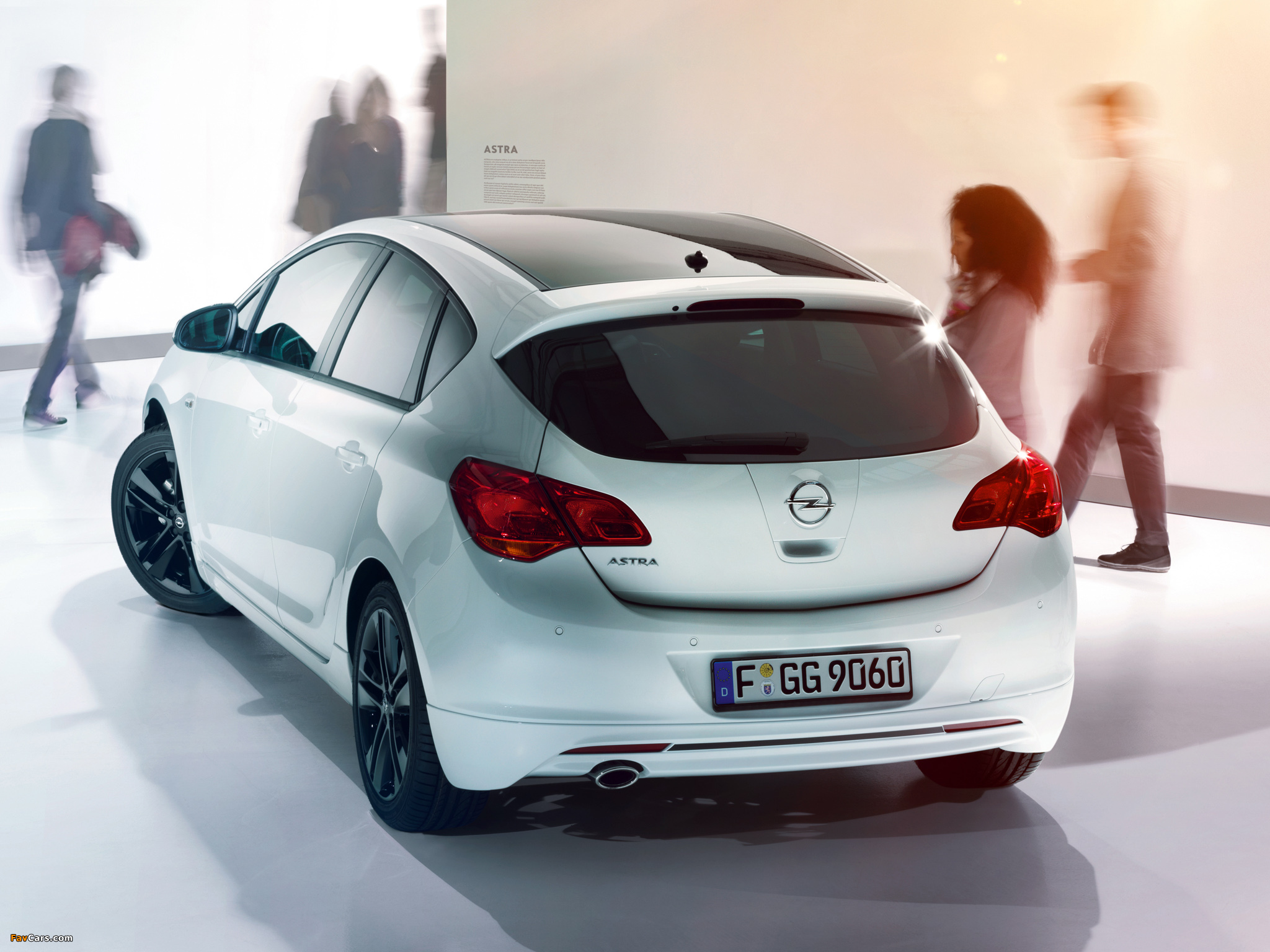 Opel Astra Color Edition (J) 2012 images (2048 x 1536)