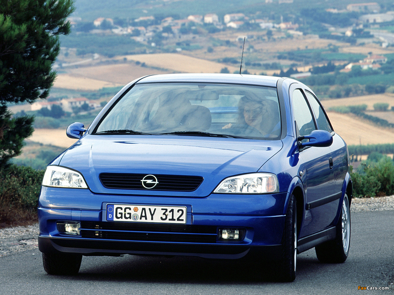 Photos of Opel Astra OPC (G) 1999–2001 (1280 x 960)