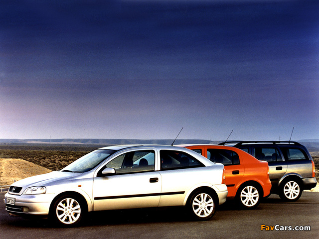 Photos of Opel Astra (640 x 480)