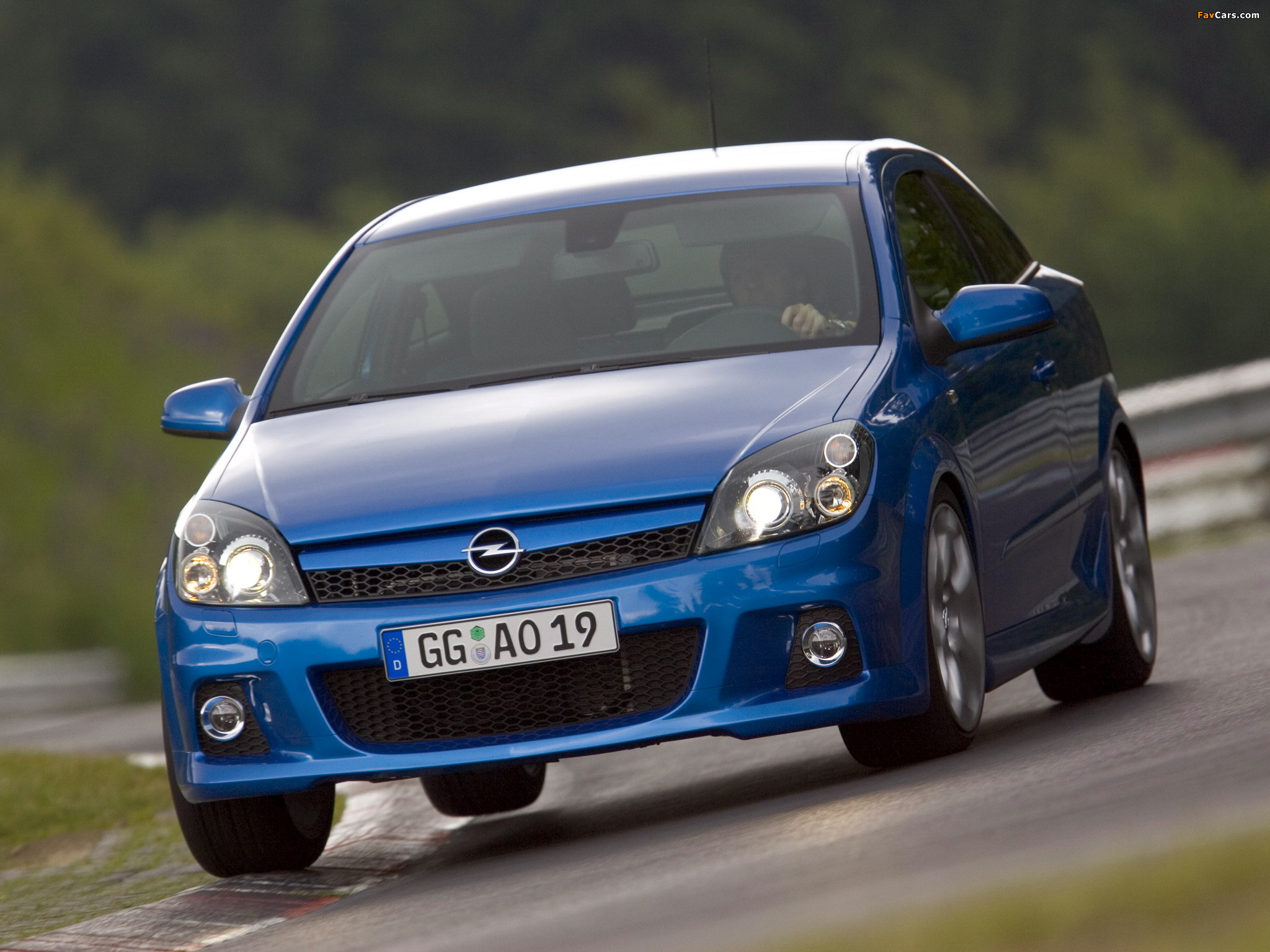 Photos of Opel Astra OPC (H) 2005–10 (2048 x 1536)