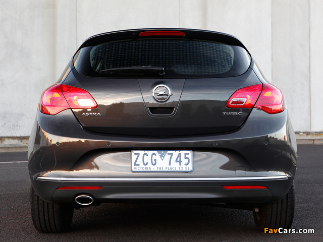 Photos of Opel Astra AU-spec (J) 2012–13 (640 x 480)