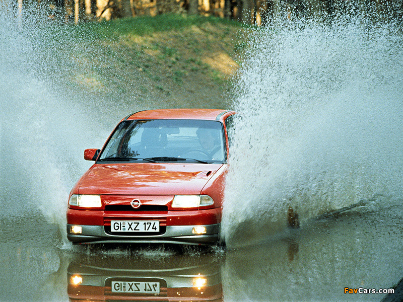 Pictures of Opel Astra GSi (F) 1991–98 (800 x 600)