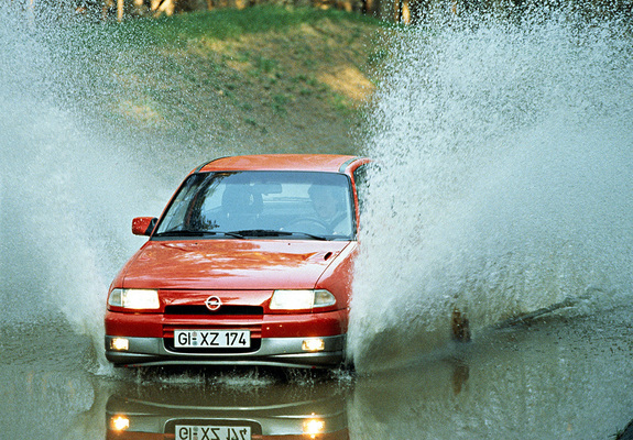 Pictures of Opel Astra GSi (F) 1991–98