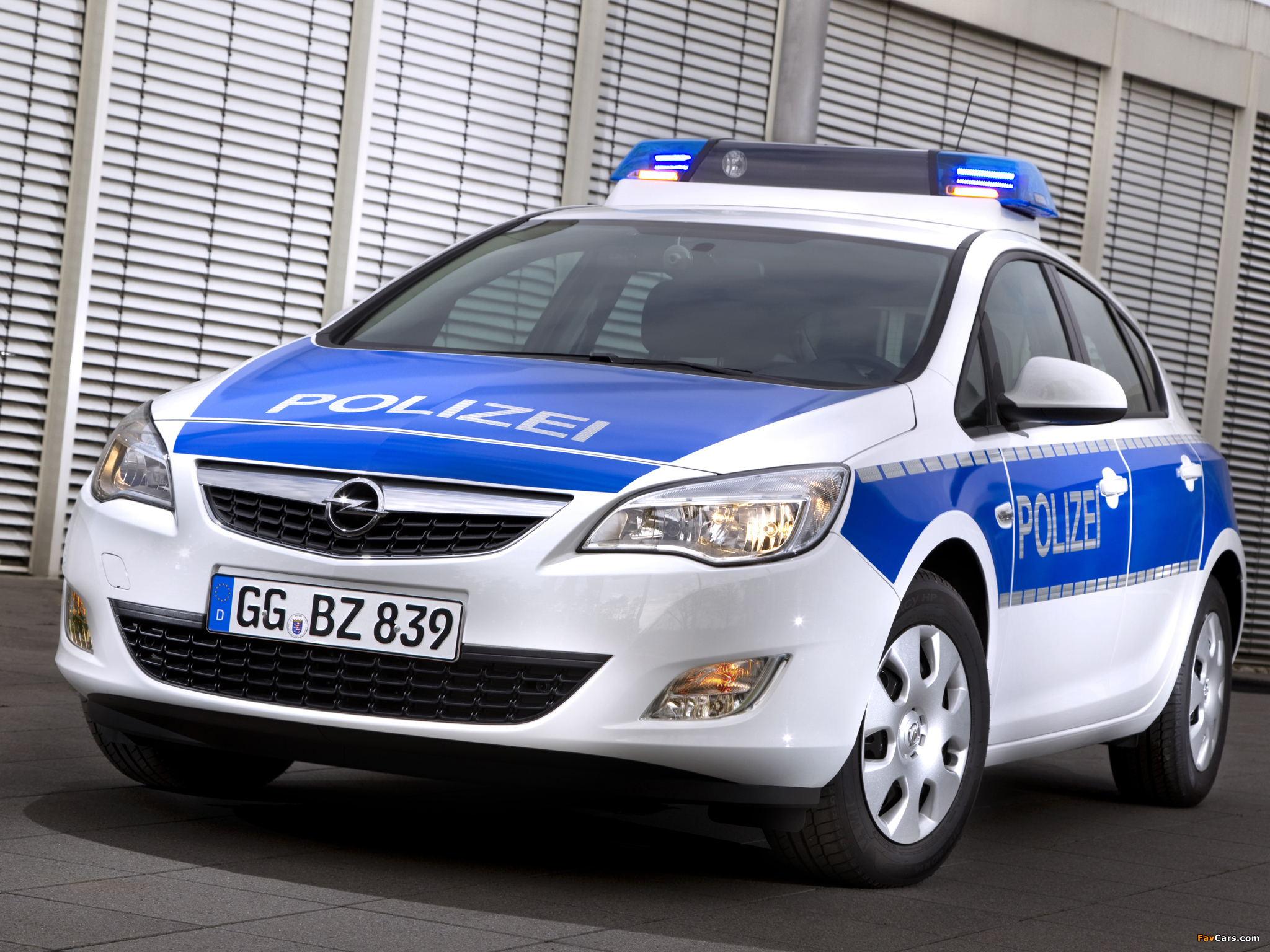 Pictures of Opel Astra Polizei (J) 2009 (2048 x 1536)