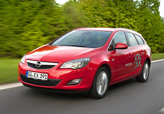 Pictures of Opel Astra ecoFLEX Sports Tourer (J) 2010–12