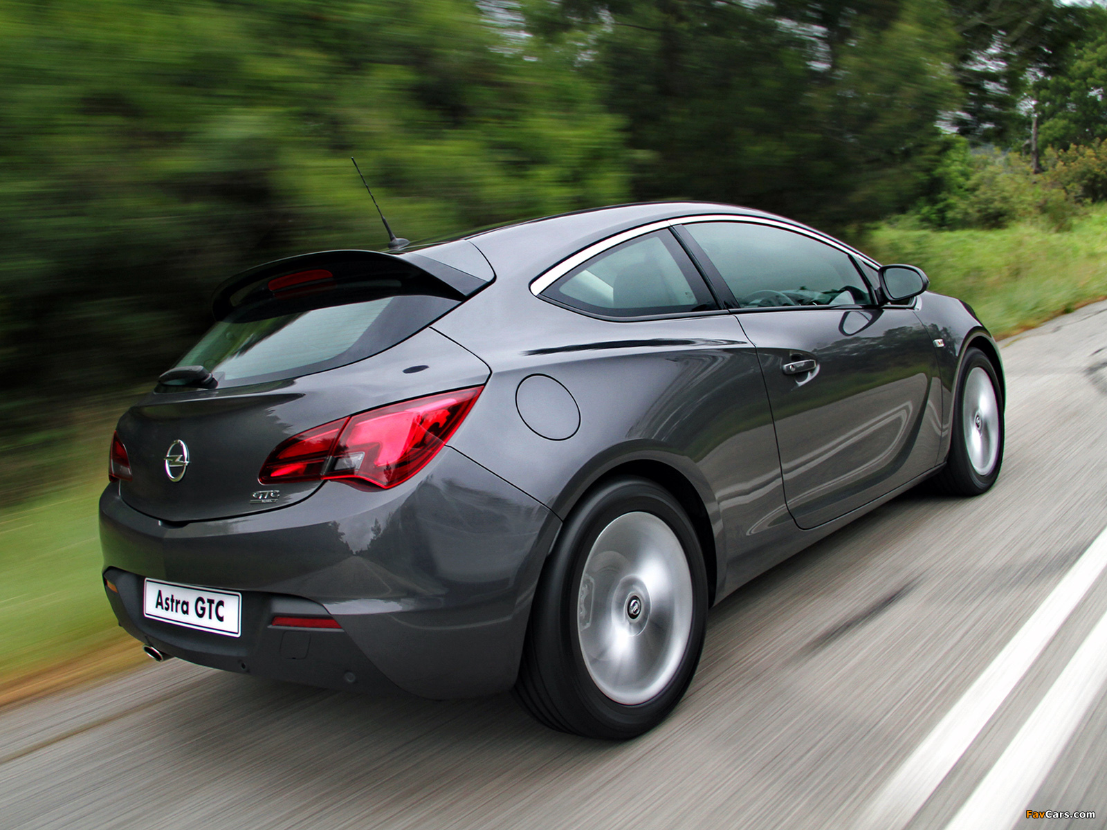 Pictures of Opel Astra GTC ZA-spec (J) 2012 (1600 x 1200)