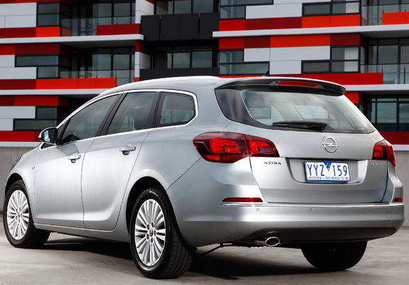 Pictures of Opel Astra Sports Tourer AU-spec (J) 2012–13