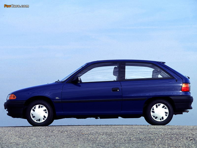 Opel Astra 3-door (F) 1991–94 wallpapers (800 x 600)