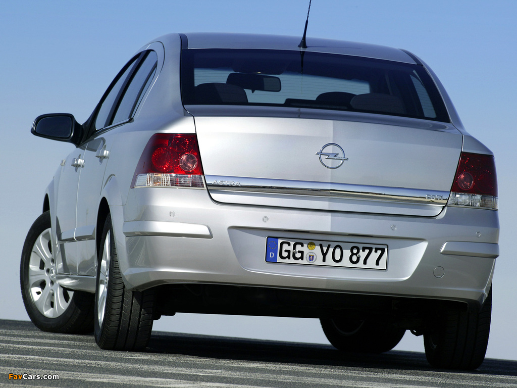Opel Astra Sedan (H) 2007 wallpapers (1024 x 768)
