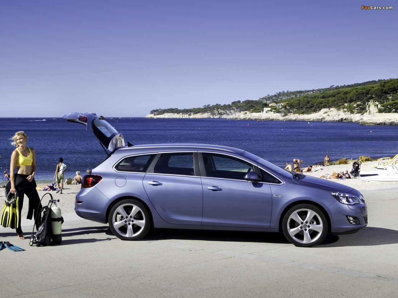 Opel Astra Sports Tourer (J) 2010–12 wallpapers (1280 x 960)