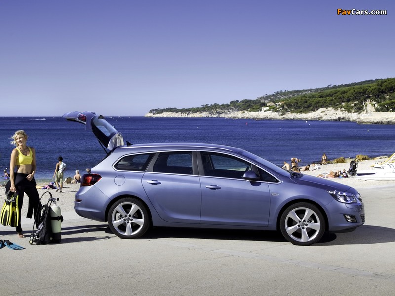 Opel Astra Sports Tourer (J) 2010–12 wallpapers (800 x 600)