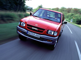 Photos of Opel Campo 1992–2001