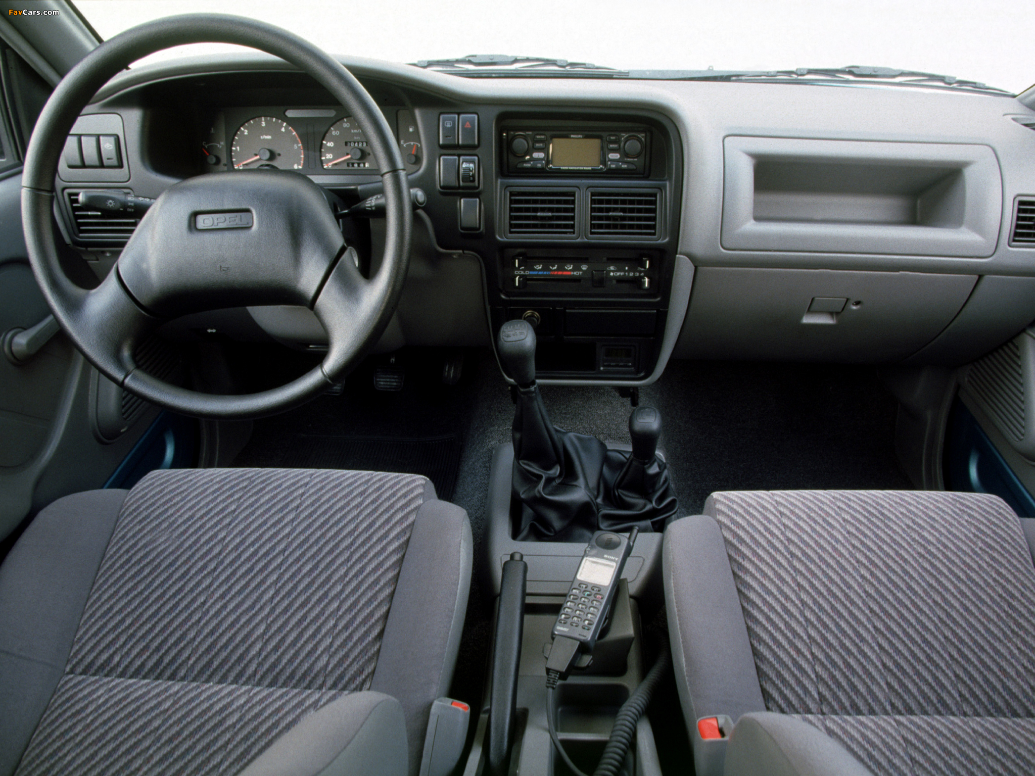 Photos of Opel Campo Sports Cab 1992–2001 (2048 x 1536)