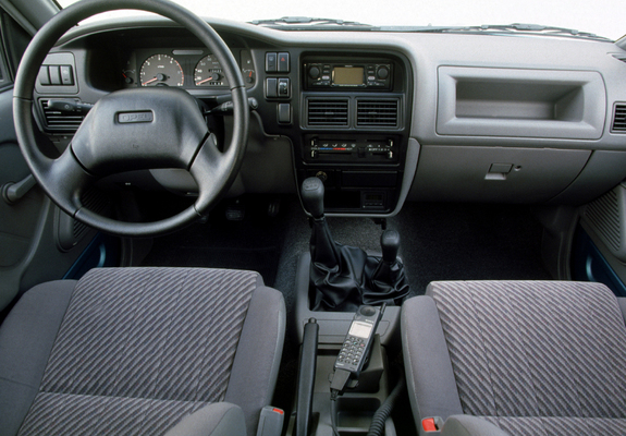 Photos of Opel Campo Sports Cab 1992–2001