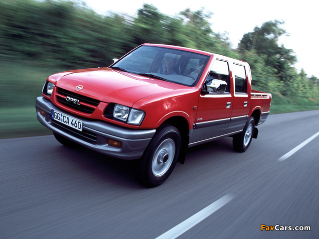 Photos of Opel Campo 1992–2001 (640 x 480)