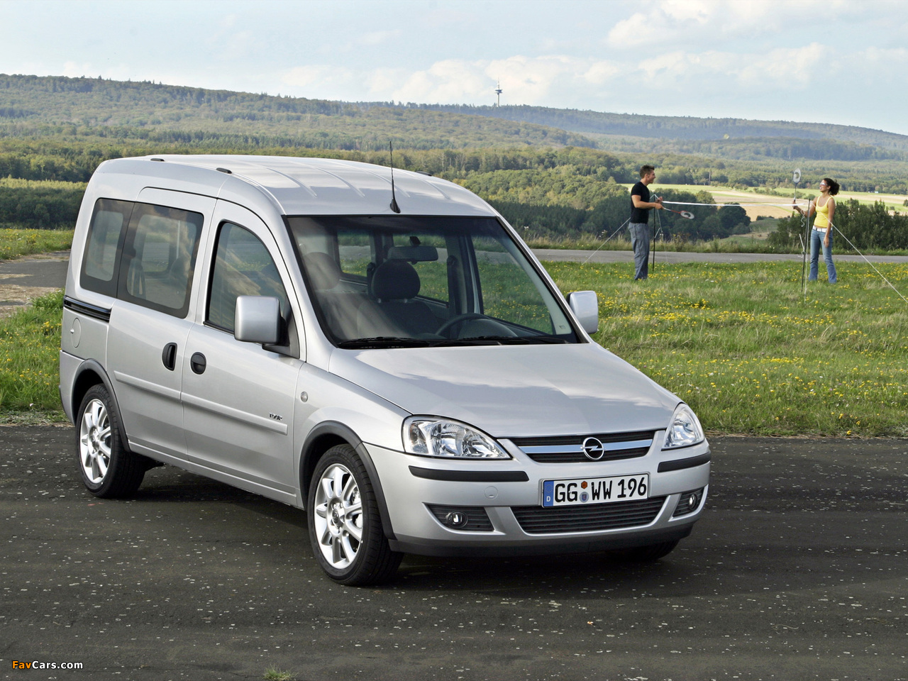 Photos of Opel Combo Tour (C) 2005–11 (1280 x 960)