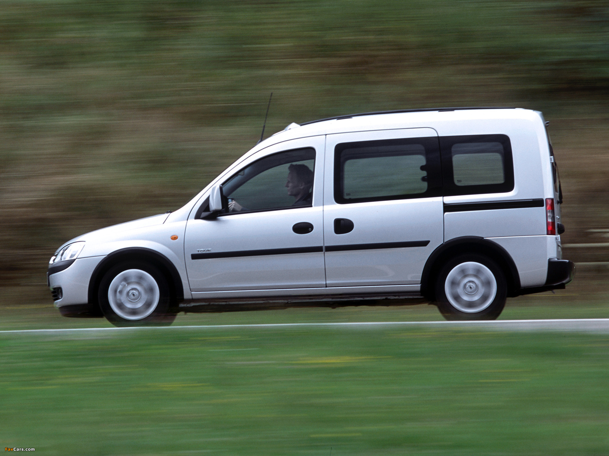 Photos of Opel Combo Tour (C) 2005–11 (2048 x 1536)