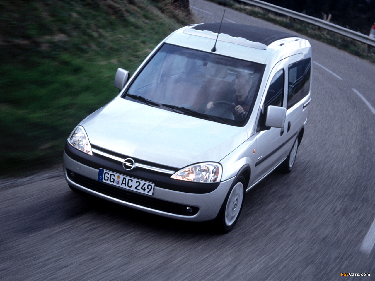 Pictures of Opel Combo Tour (C) 2001–05 (1280 x 960)