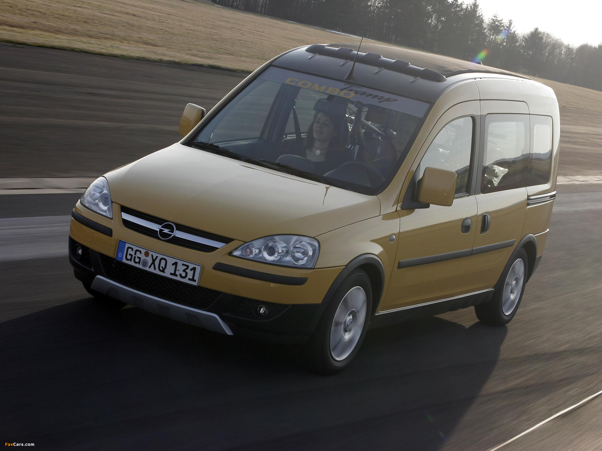 Pictures of Opel Combo Tour Tramp (C) 2005–11 (2048 x 1536)