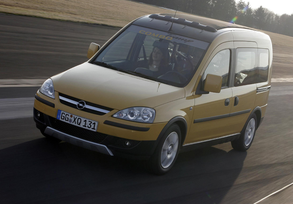 Pictures of Opel Combo Tour Tramp (C) 2005–11