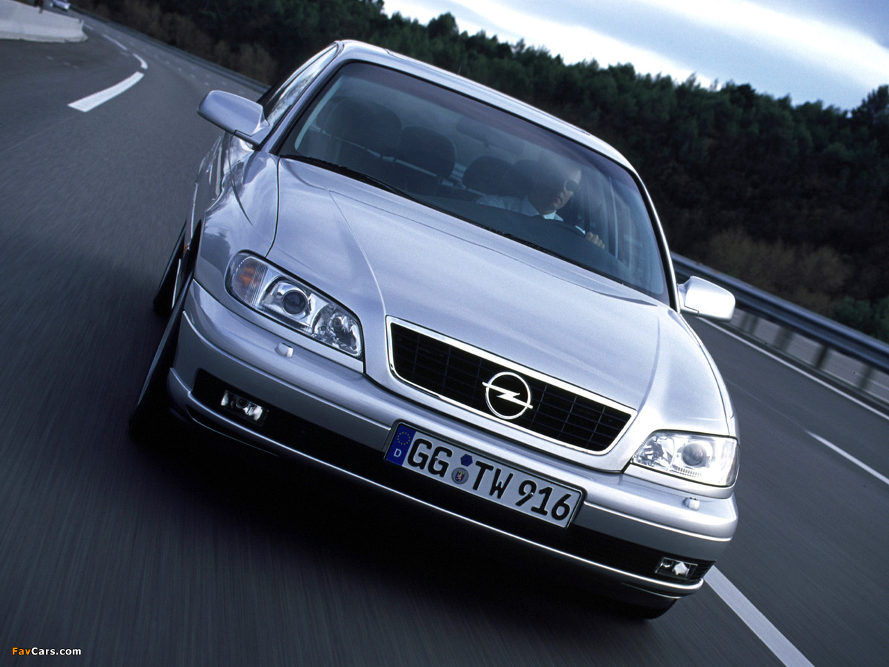 Images of Opel Omega V8 (B) 2000 (1280 x 960)