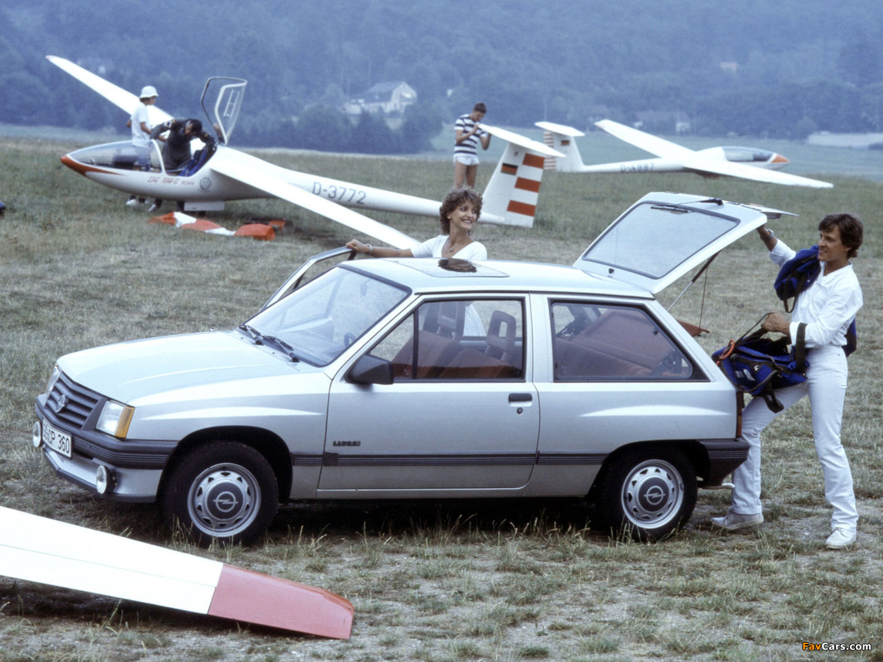 Images of Opel Corsa 3-door (A) 1982–90 (1280 x 960)