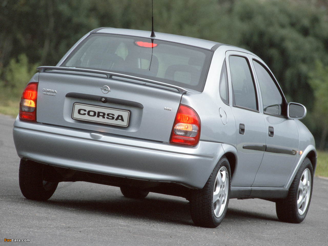 Images of Opel Corsa Classic 1.6i (B) 1998–2002 (1280 x 960)