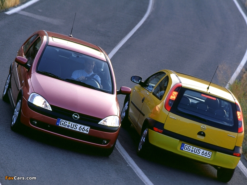 Images of Opel Corsa 3-door (C) 2000–03 (800 x 600)