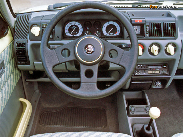 Images of Opel Corsa 1.3 GT (A) (640 x 480)