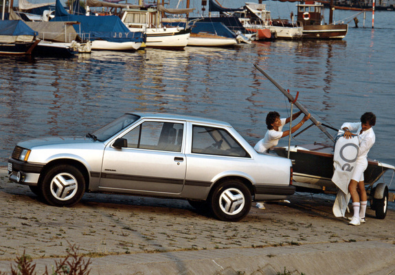 Opel Corsa TR 2-door (A) 1983–85 photos