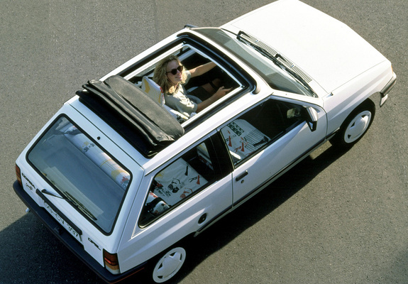 Opel Corsa Steffi Graf Special (A) 1986–89 photos
