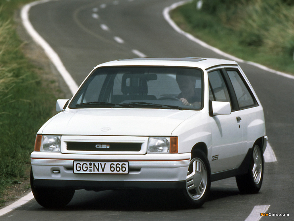 Opel Corsa GSi (A) 1988–90 images (1024 x 768)