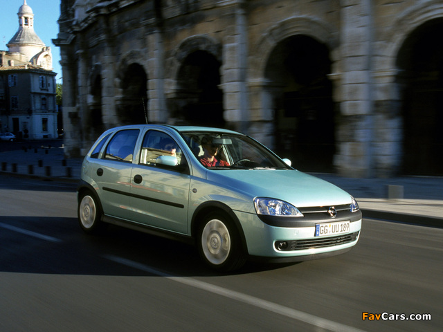 Opel Corsa 5-door (C) 2000–03 images (640 x 480)