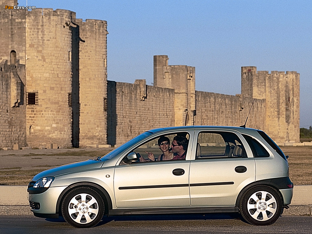 Opel Corsa 5-door (C) 2000–03 pictures (1024 x 768)