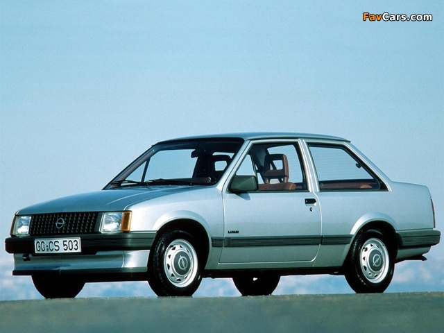 Photos of Opel Corsa TR 2-door (A) 1983–85 (640 x 480)