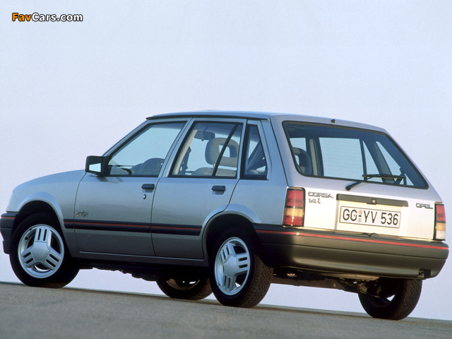 Photos of Opel Corsa 5-door (A) 1990–93 (640 x 480)