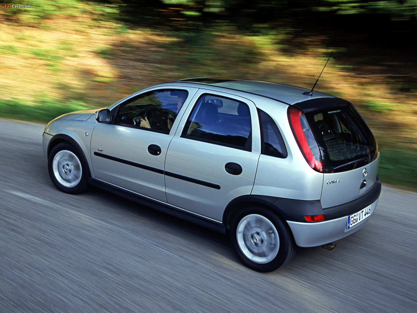 Photos of Opel Corsa 5-door (C) 2000–03 (1600 x 1200)