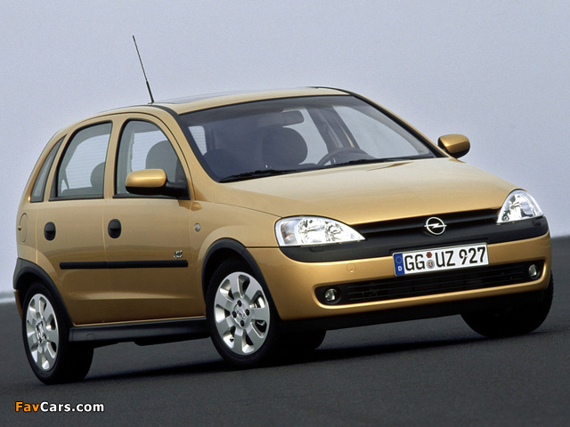 Photos of Opel Corsa 5-door (C) 2000–03 (640 x 480)