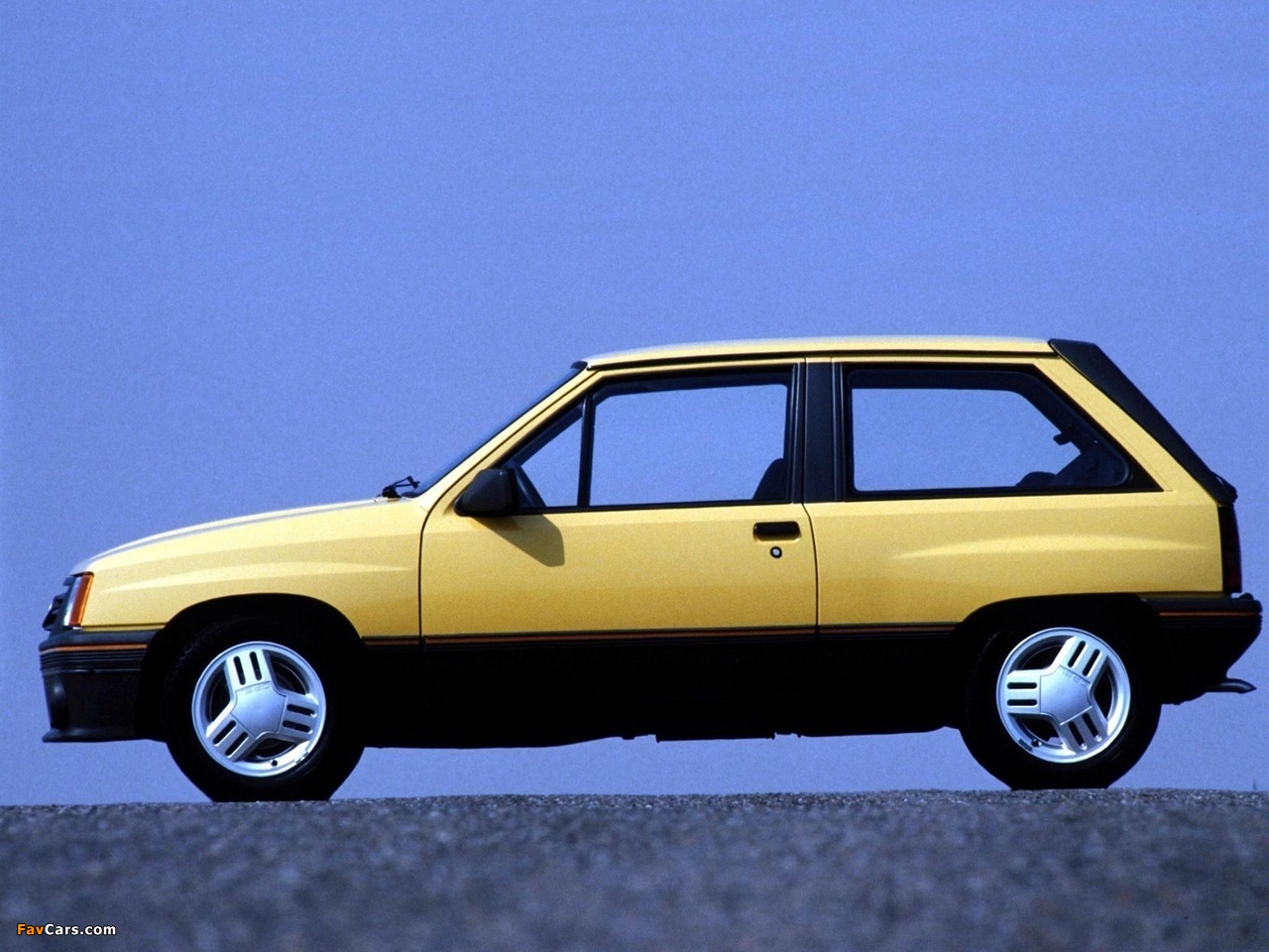 Photos of Opel Corsa 1.3 GT (A) (1280 x 960)