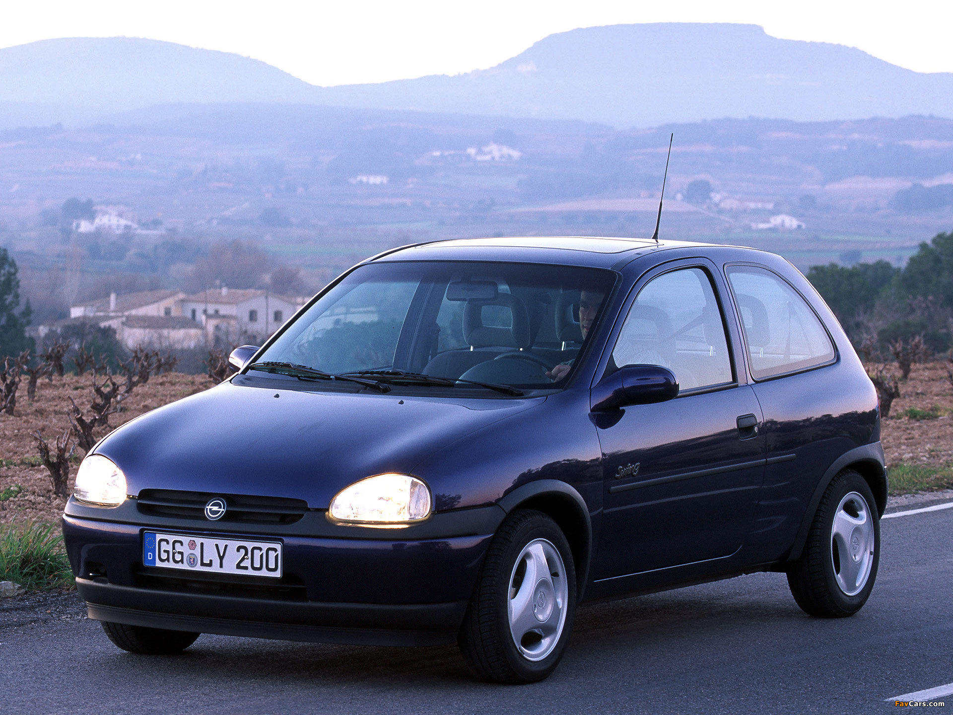 Pictures of Opel Corsa Swing 3-door (B) 1998–2000 (1920 x 1440)