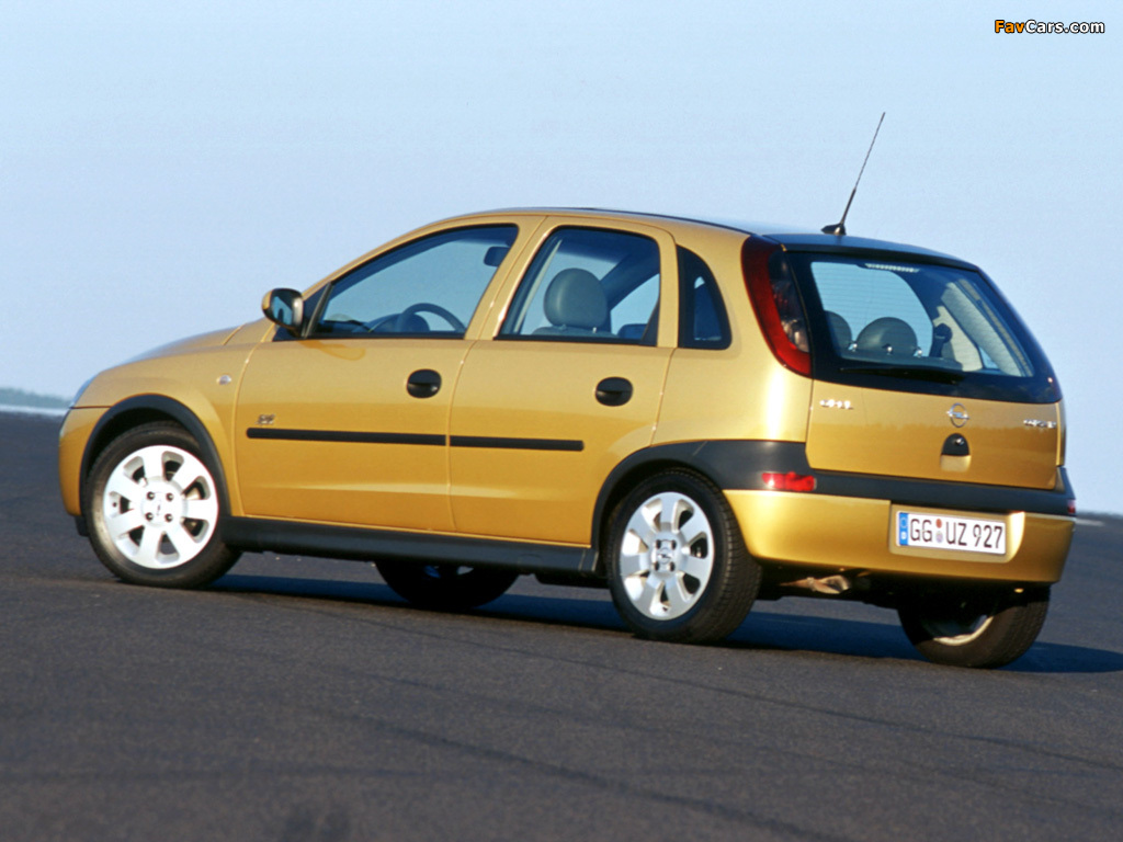 Pictures of Opel Corsa 5-door (C) 2000–03 (1024 x 768)