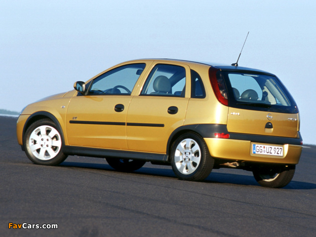 Pictures of Opel Corsa 5-door (C) 2000–03 (640 x 480)
