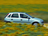 Pictures of Opel Corsa 5-door (C) 2000–03